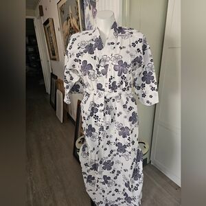 Japanese Yukata Kimono Robe Summer Lightweight Floral NWOT 100% Cotton Easy Wear